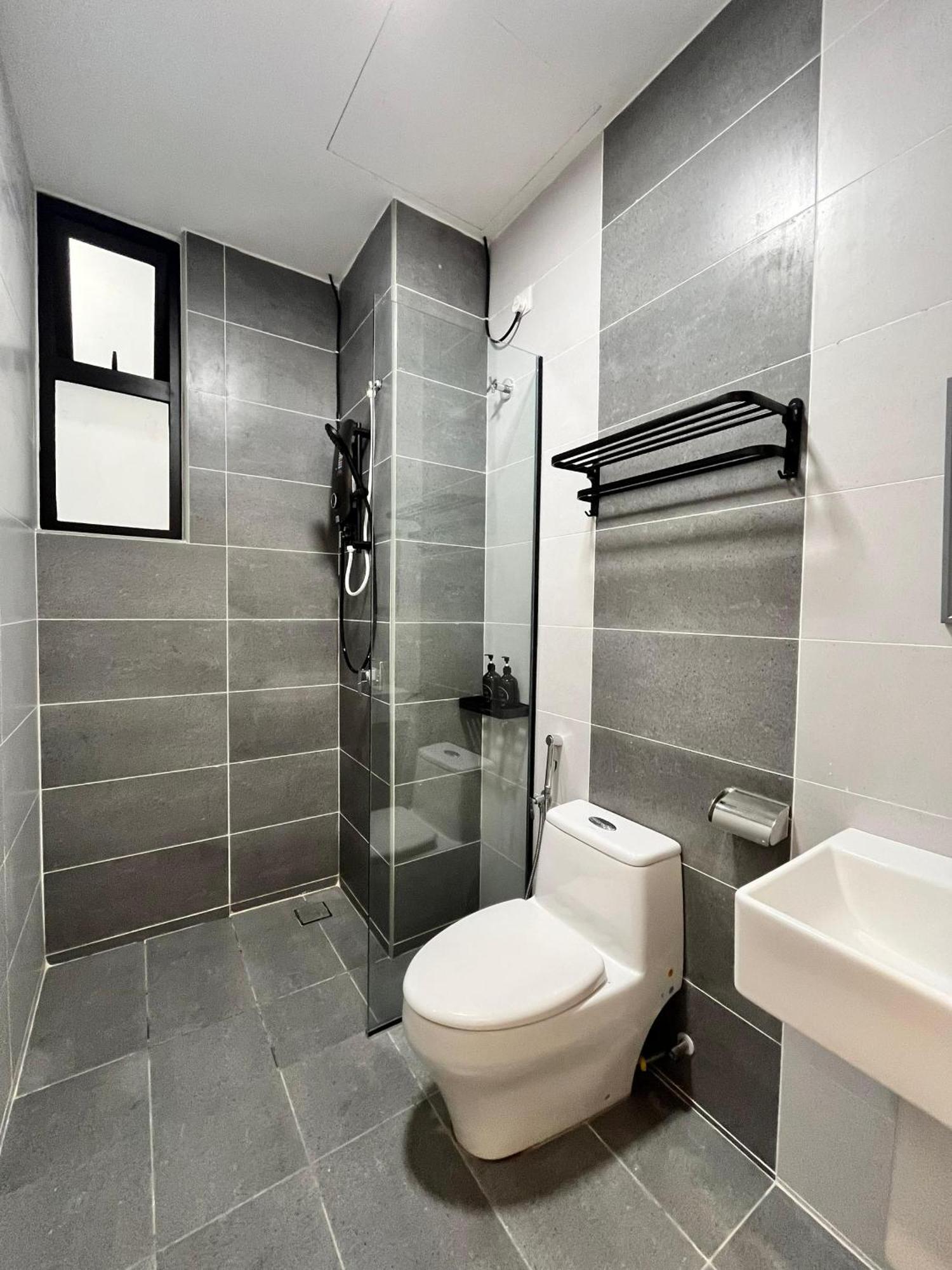 Js Eurostay At The Cove Hillside Residential Pangsapuri